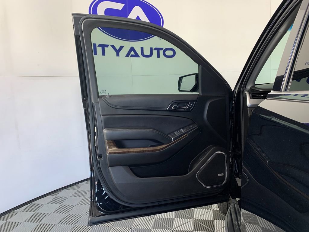 Used 2019 Chevrolet Tahoe LT image 14