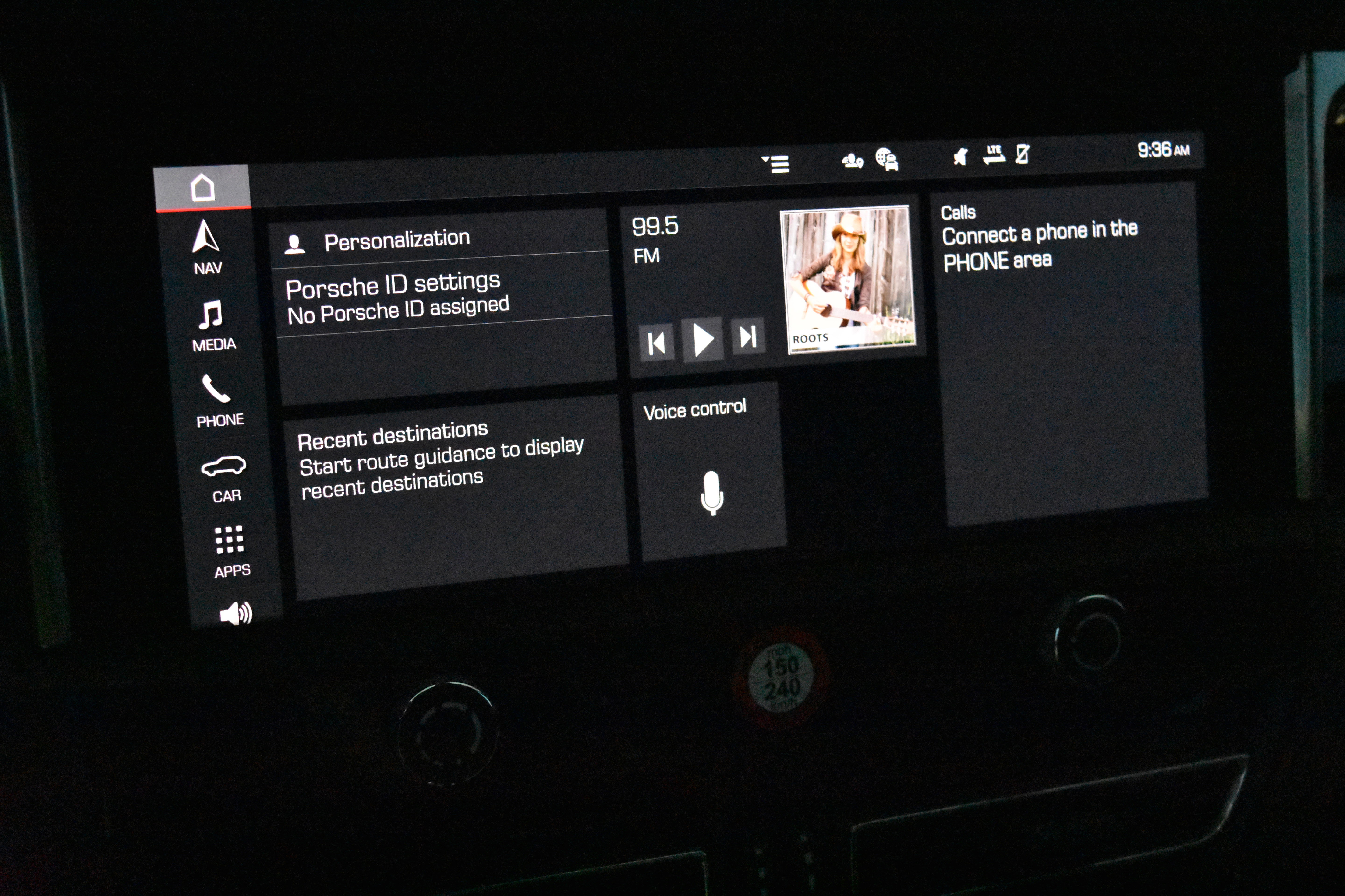 New 2025 Porsche Macan image 13