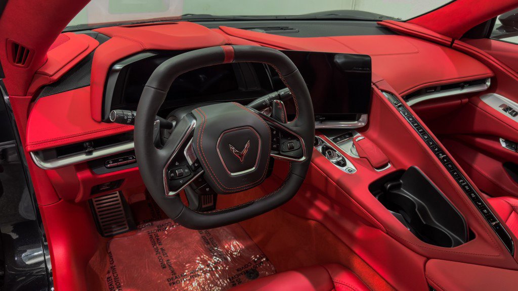 Used 2024 Chevrolet Corvette Stingray Premium Conv w/ Z51 Performance Package image 20