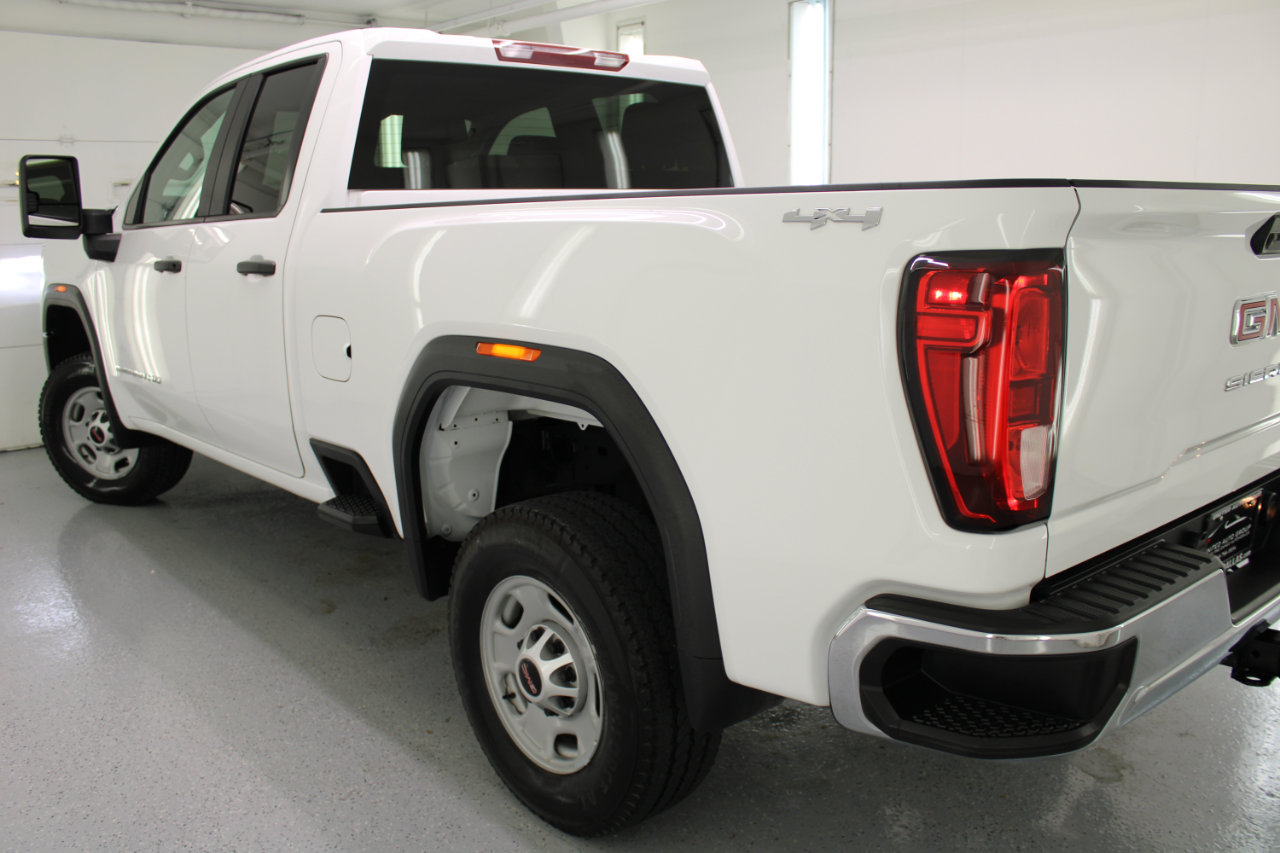Used 2024 GMC Sierra 2500 Pro w/ Convenience Package image 18