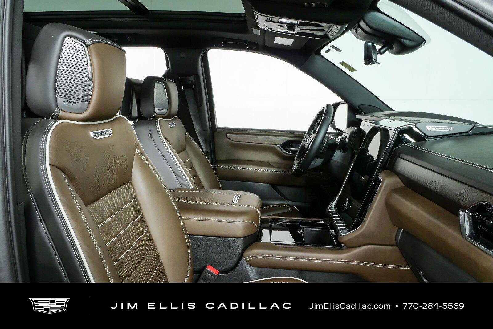 Used 2025 GMC Yukon Denali Ultimate AWD/4WD image 24