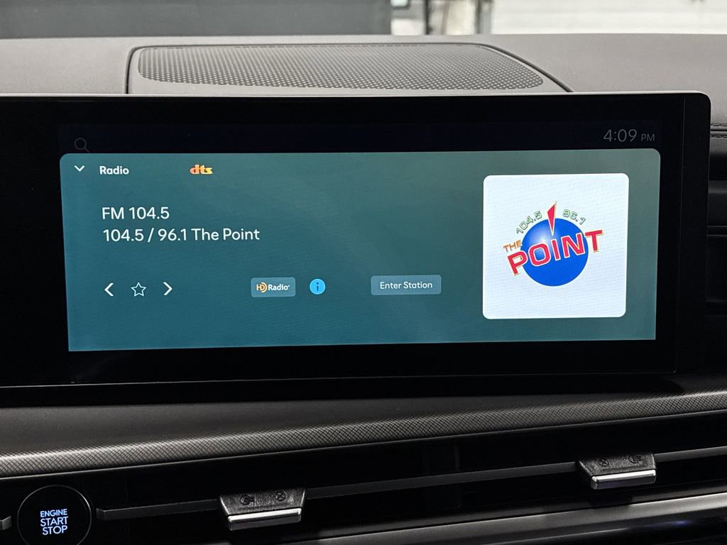 Used 2025 Hyundai Santa Fe XRT image 20