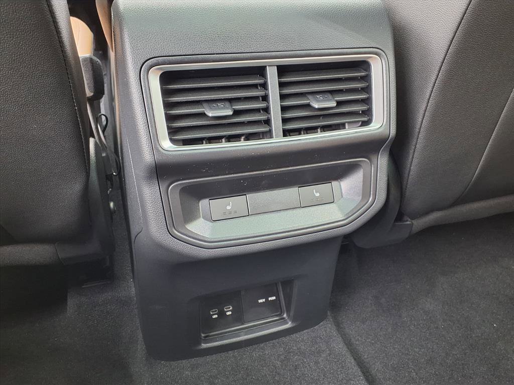 New 2026 Volkswagen Atlas Cross Sport SEL image 7