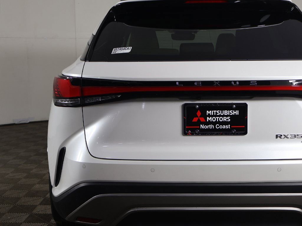 Used 2024 Lexus RX 350h w/ Accessory Package (K3) image 17