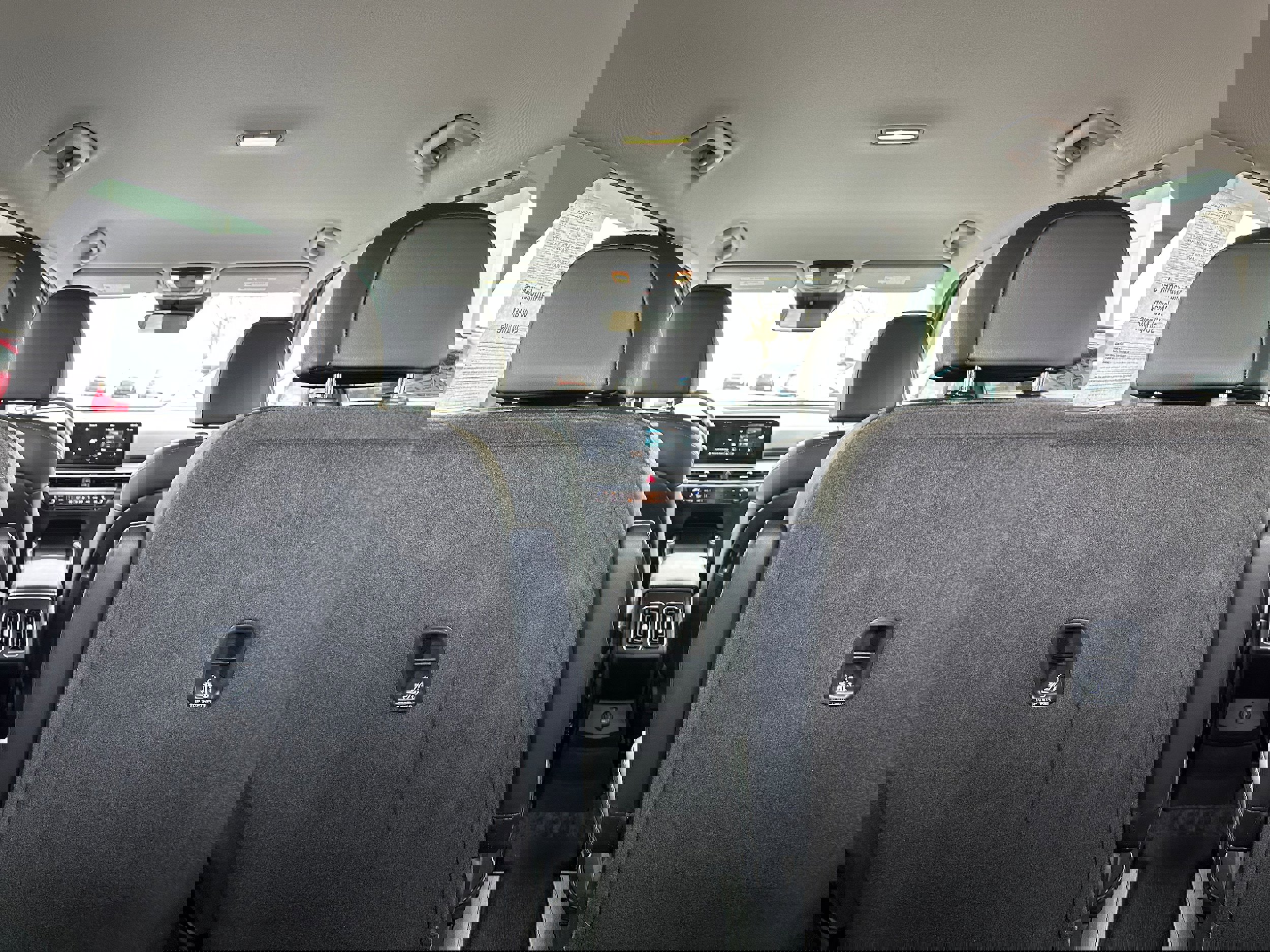 Used 2025 Kia Sorento EX image 11