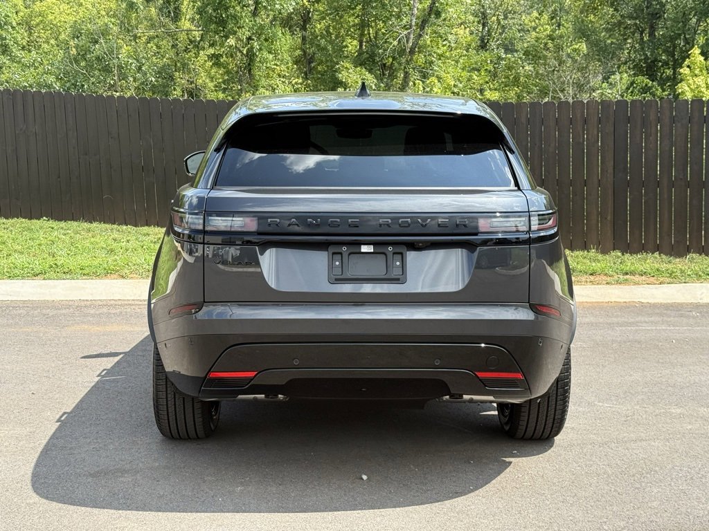 New 2026 Land Rover Range Rover Velar Dynamic SE image 4