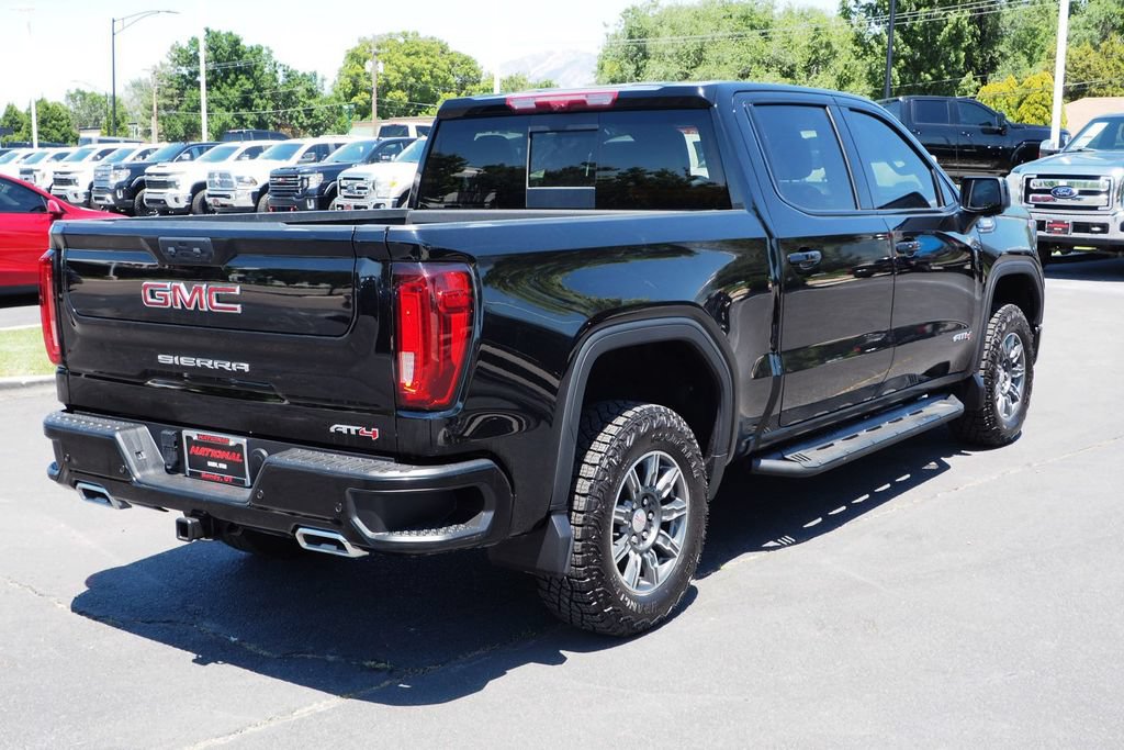 Used 2024 GMC Sierra 1500 AT4 w/ Technology Package AWD/4WD image 7