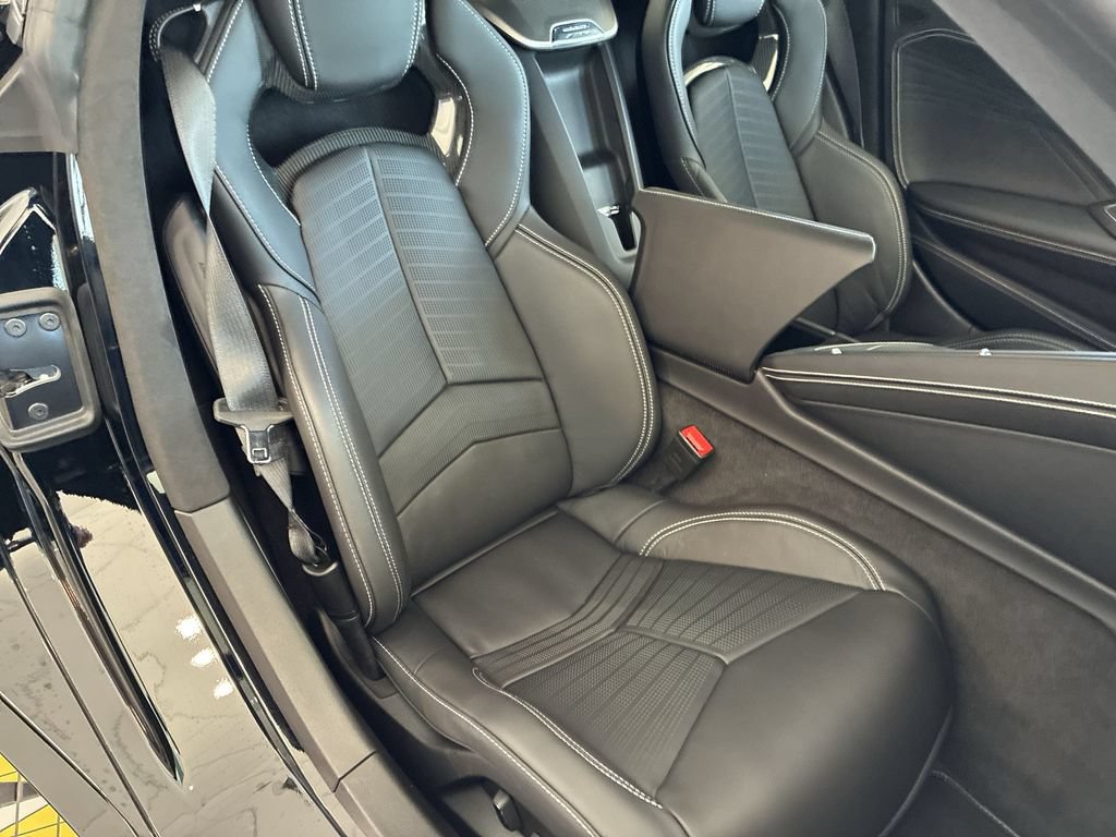 Used 2025 Chevrolet Corvette Z06 RWD image 20