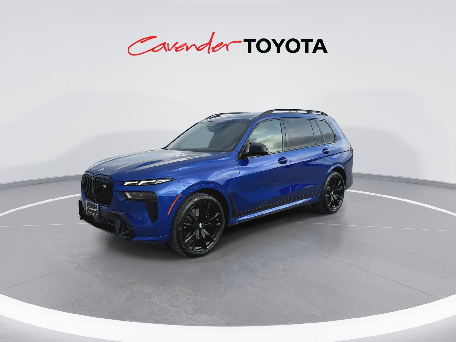 Used 2024 BMW X7 M60i w/ Executive Package AWD/4WD image 4