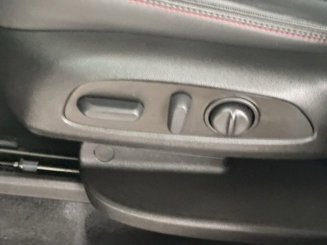 Certified 2023 Chevrolet Traverse RS w/ LPO, Floor Liner Package image 32