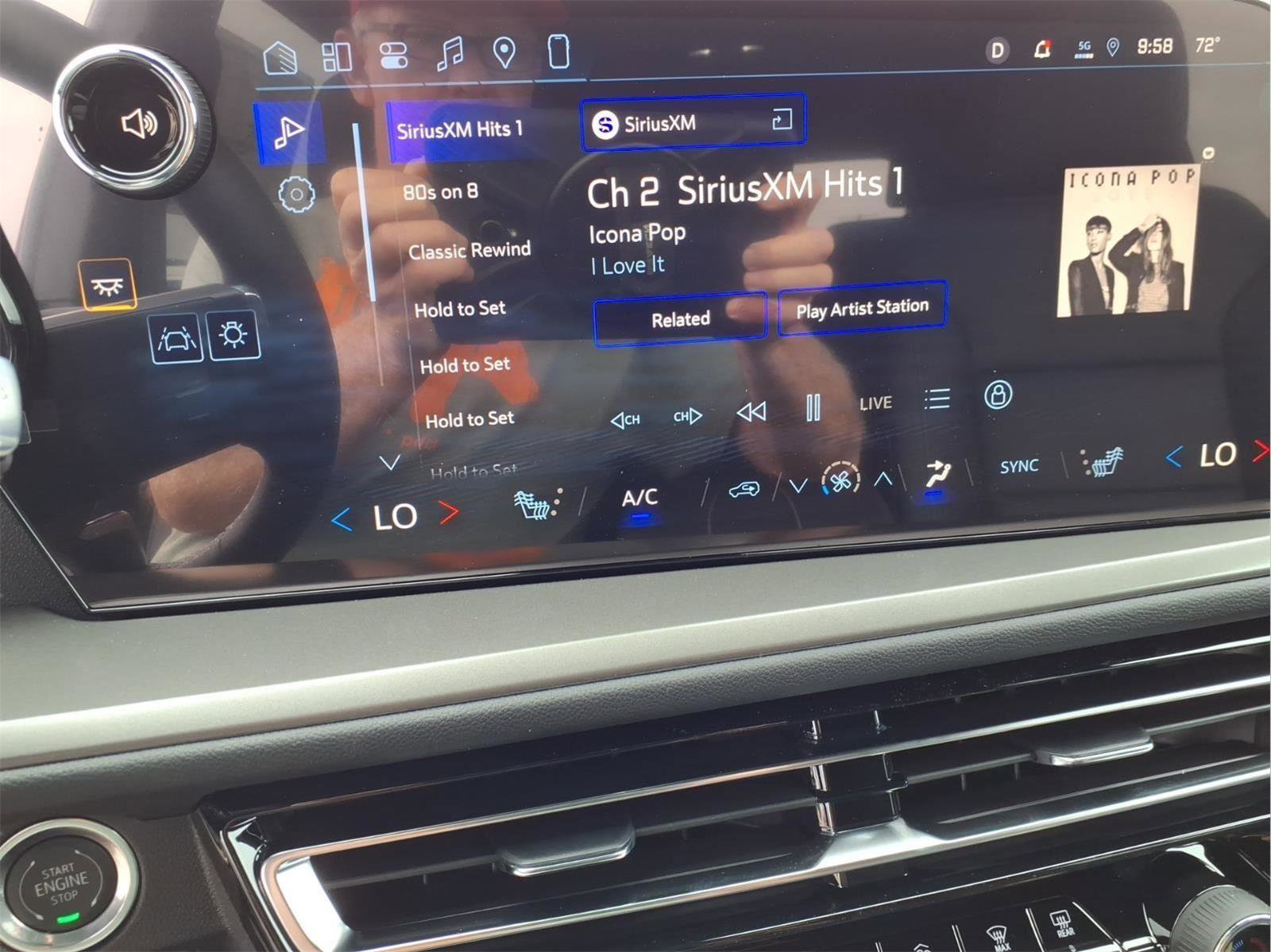 New 2026 Chevrolet Traverse LT image 19