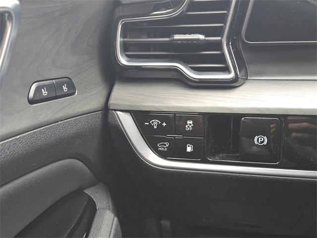 Certified 2025 Kia Sportage X-Line Prestige image 23