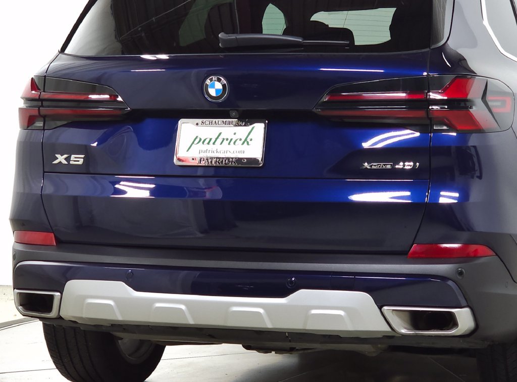 Used 2024 BMW X5 xDrive40i w/ Premium Package AWD/4WD image 9
