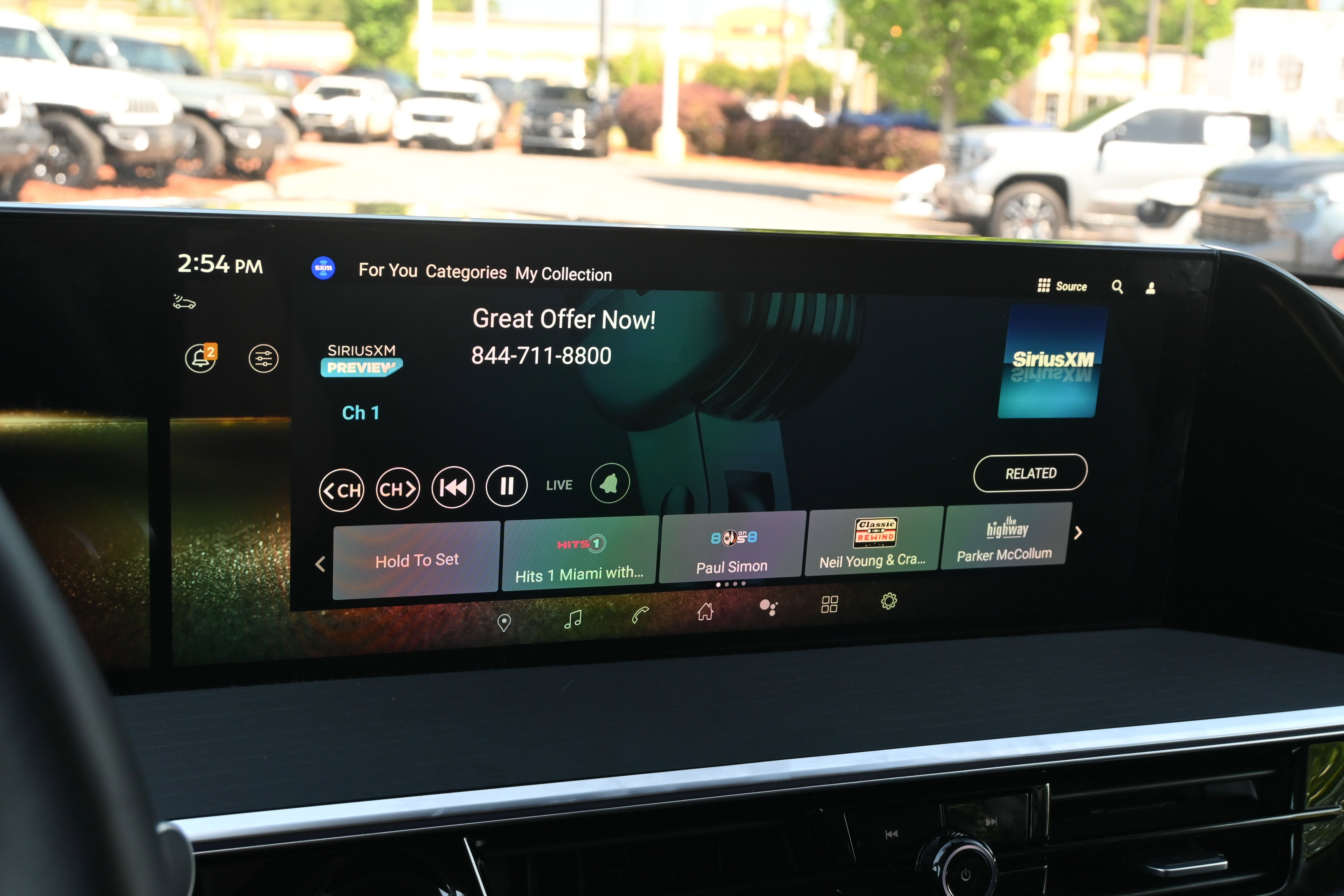 Used 2025 INFINITI QX80 Sensory AWD/4WD image 26