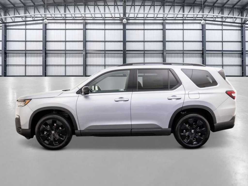 New 2026 Honda Pilot Black Edition image 2