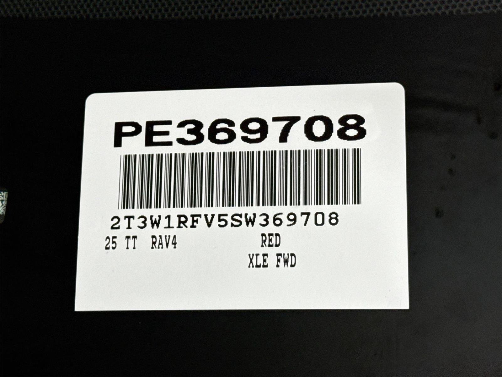 Certified 2025 Toyota RAV4 XLE FWD image 46