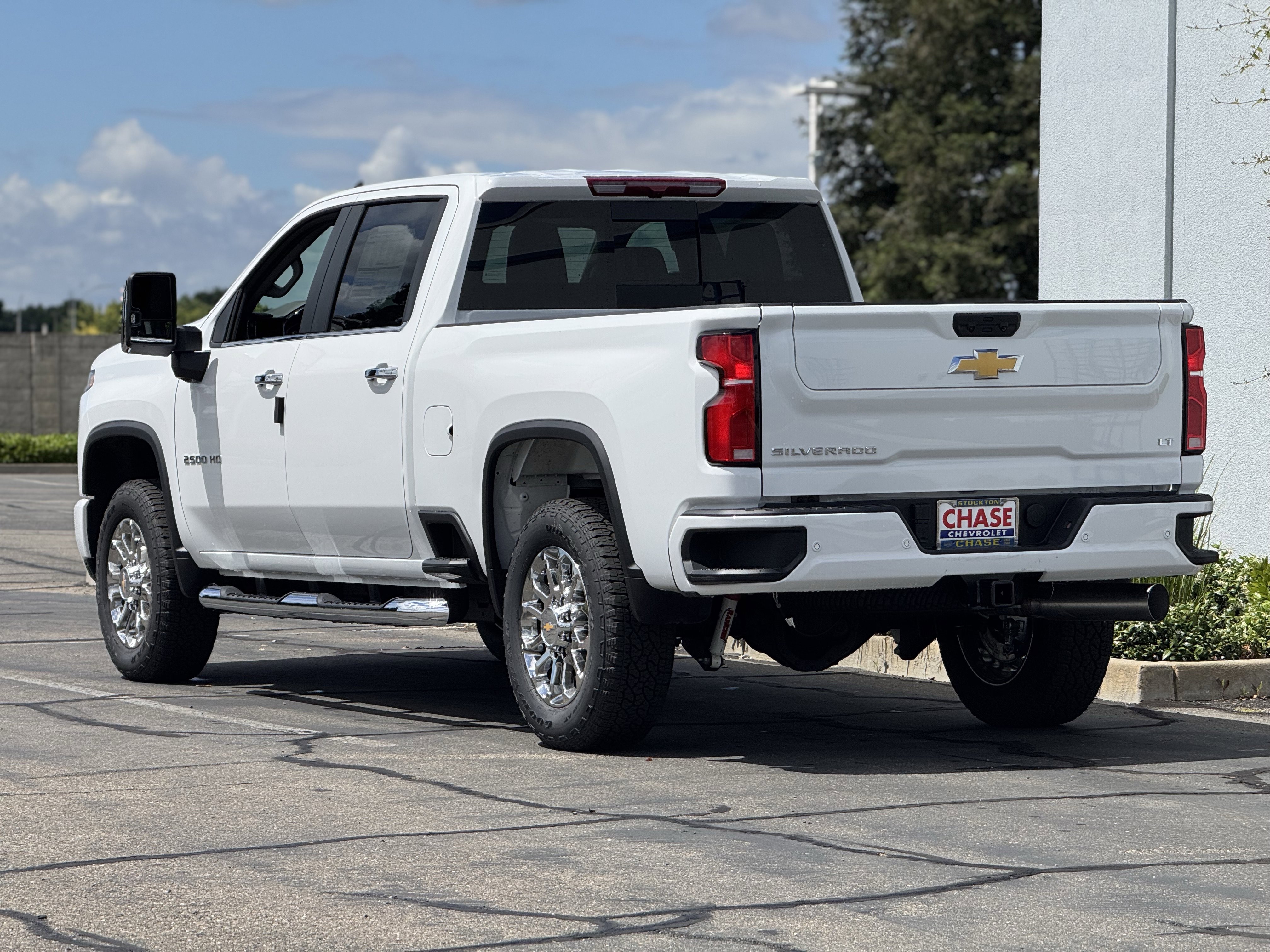 New 2026 Chevrolet Silverado 2500 LT w/ Z71 Chrome Sport Edition AWD/4WD image 5