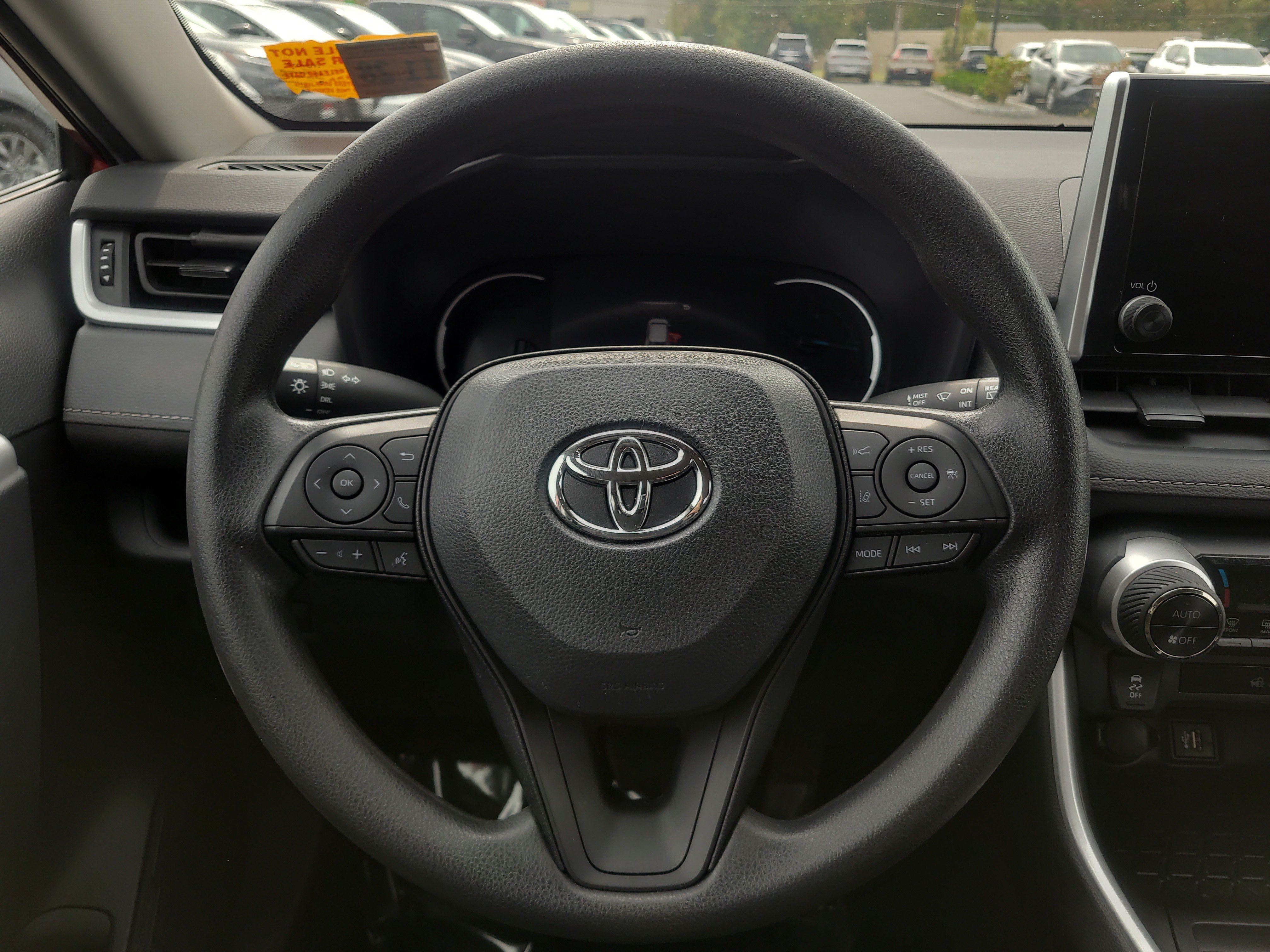 Certified 2024 Toyota RAV4 LE AWD/4WD image 21
