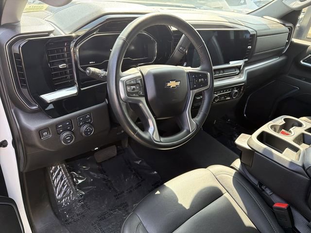 Used 2024 Chevrolet Silverado 2500 LTZ AWD/4WD image 6