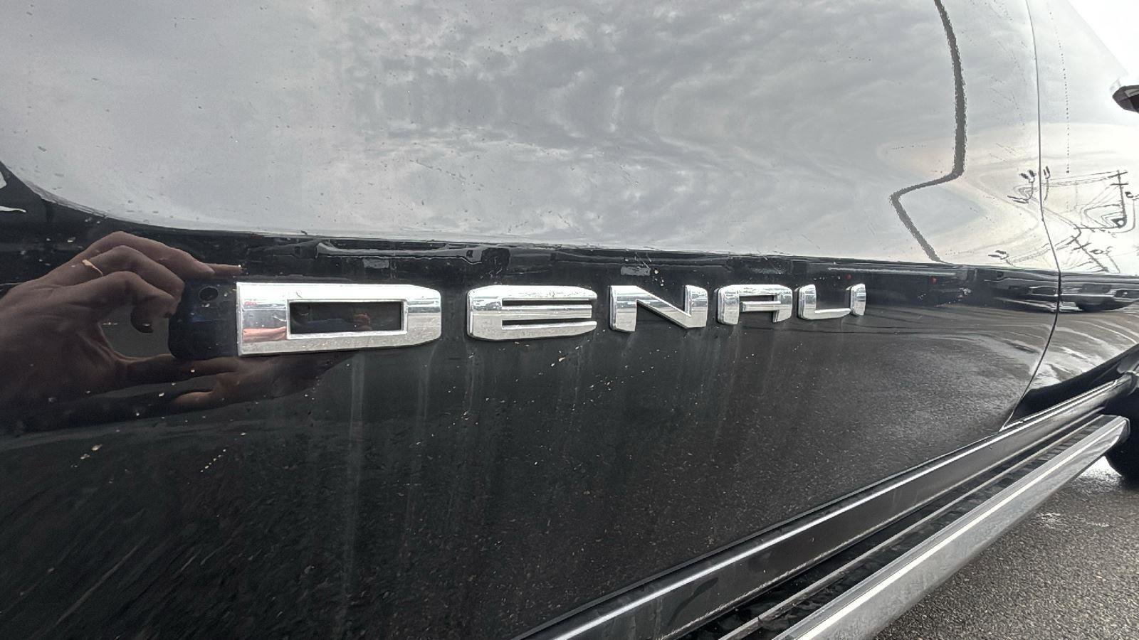 New 2025 GMC Sierra 1500 Denali w/ Denali Reserve Package image 9