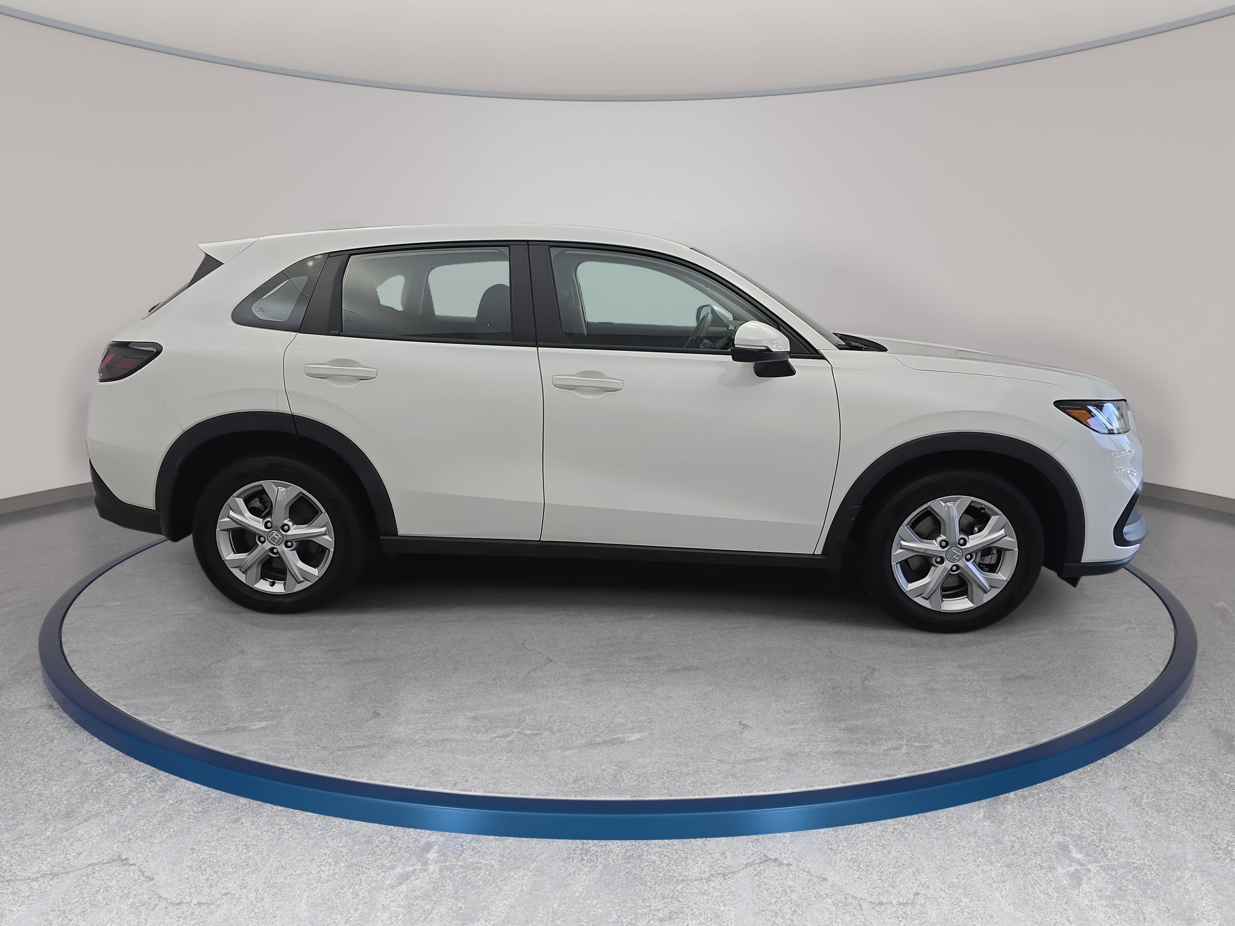 Used 2024 Honda HR-V LX image 4