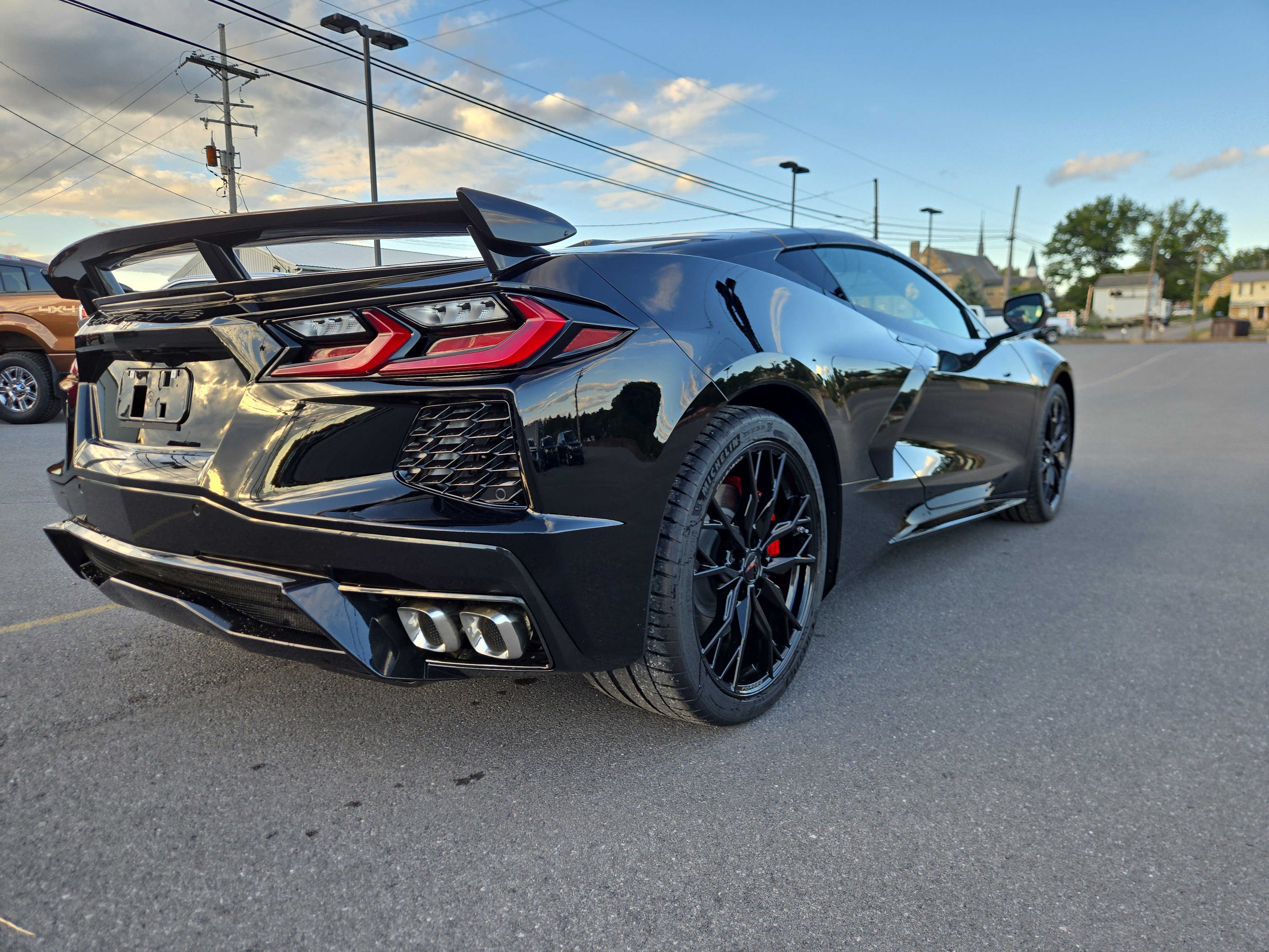 New 2026 Chevrolet Corvette Stingray Preferred Cpe w/ Z51 Performance Package video 3