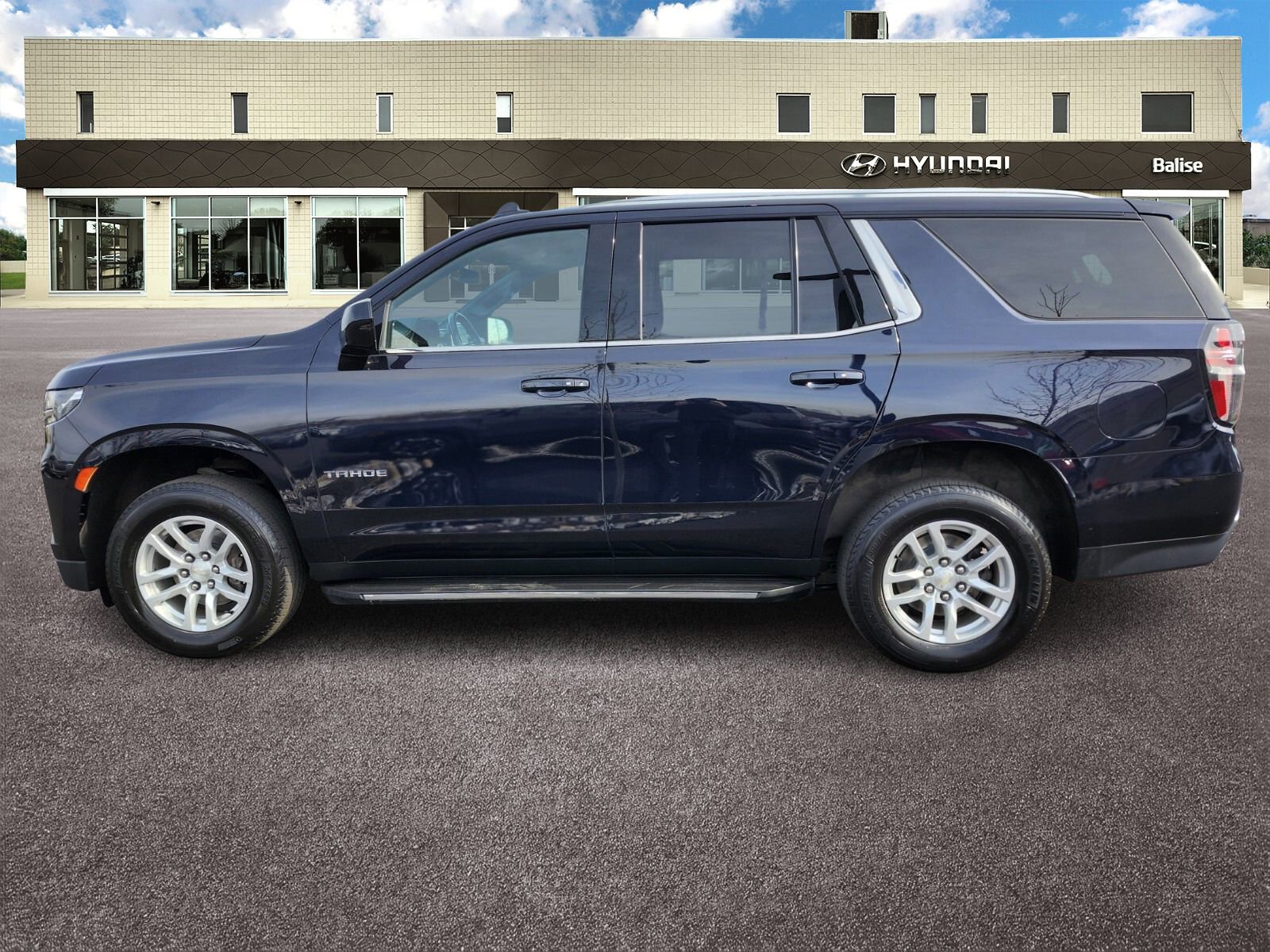 Used 2021 Chevrolet Tahoe LT AWD/4WD image 6