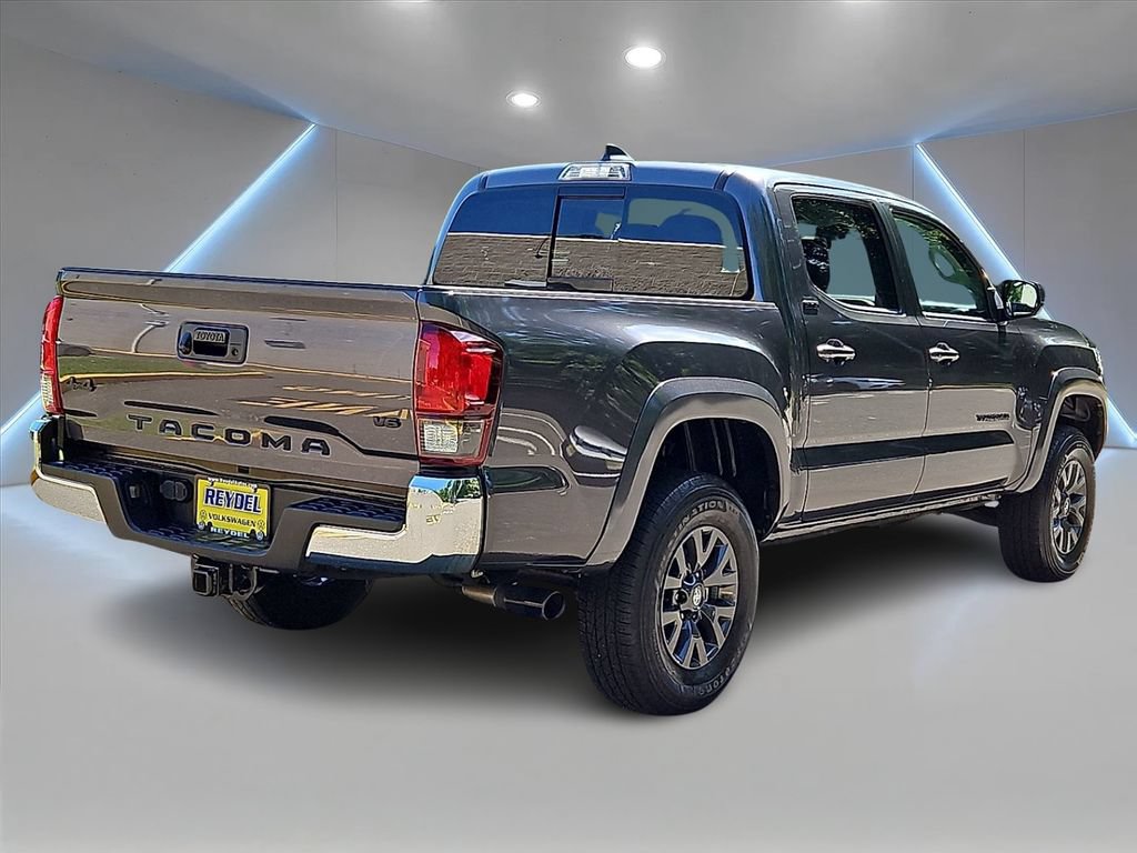 Used 2023 Toyota Tacoma SR5 w/ Black Out Package (TMS) AWD/4WD image 7