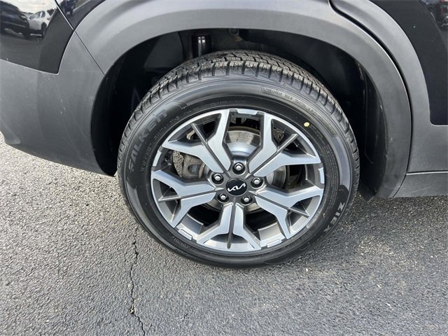Used 2022 Kia Seltos EX image 11