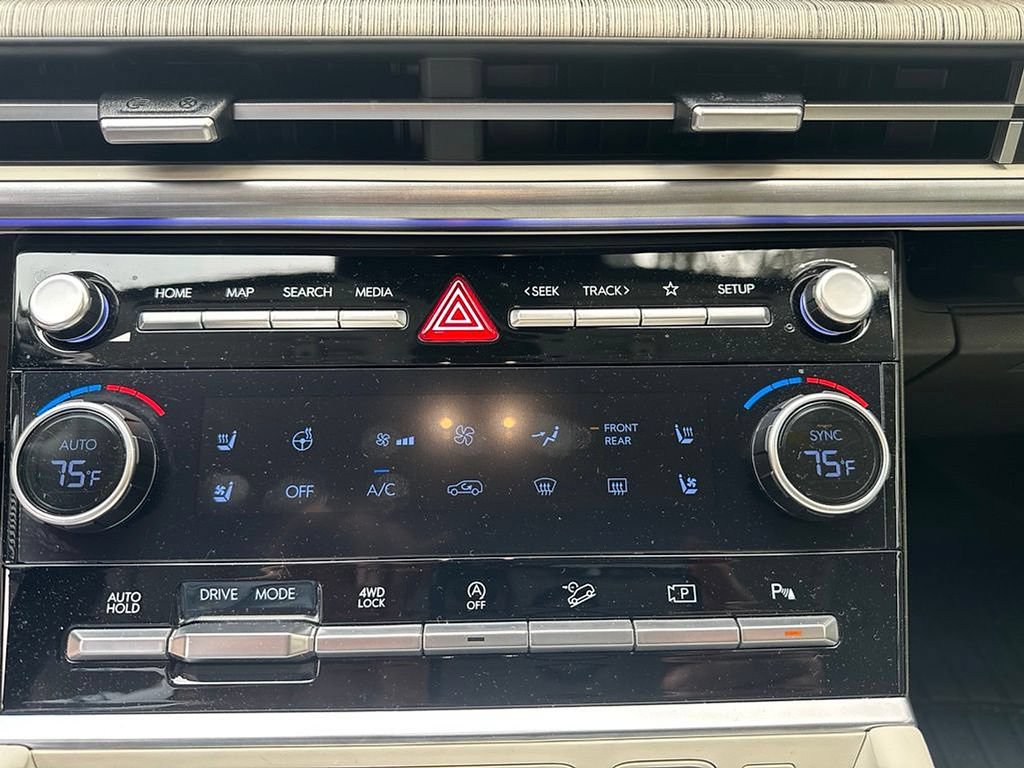 Used 2025 Hyundai Santa Fe Calligraphy AWD/4WD image 23