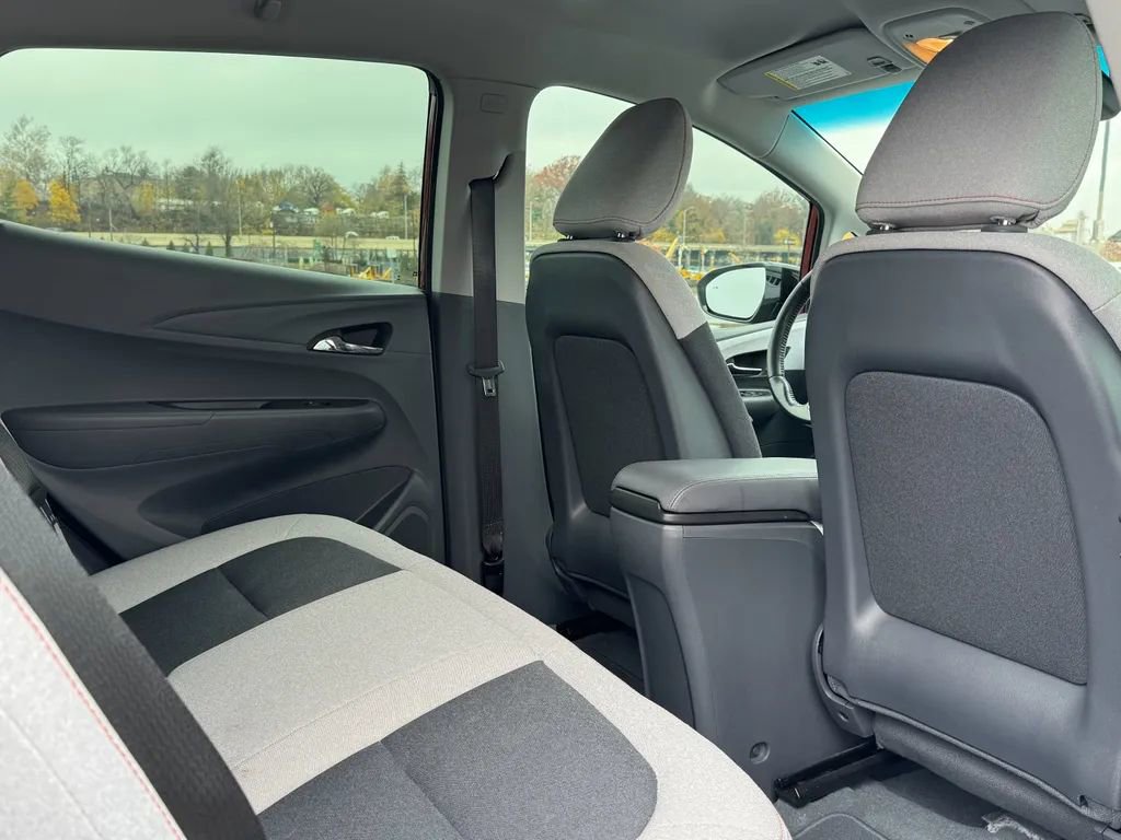 Used 2020 Chevrolet Bolt LT image 26