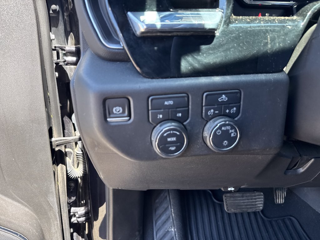 Used 2024 Chevrolet Silverado 1500 LT AWD/4WD image 14