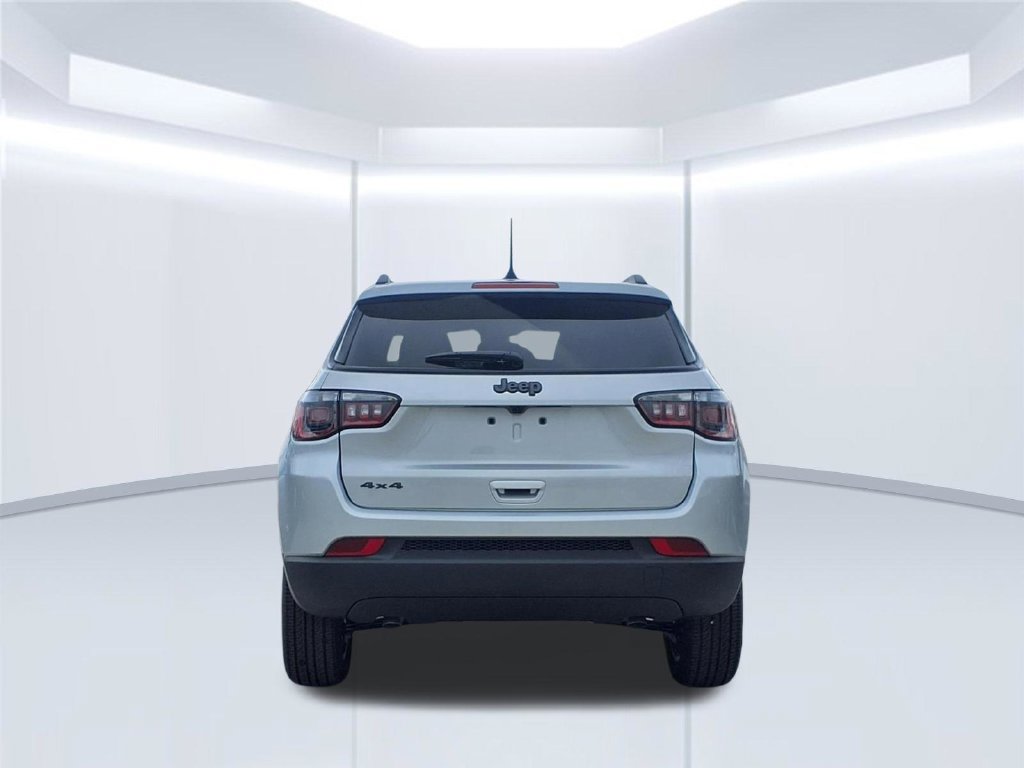 New 2026 Jeep Compass Latitude AWD/4WD image 5