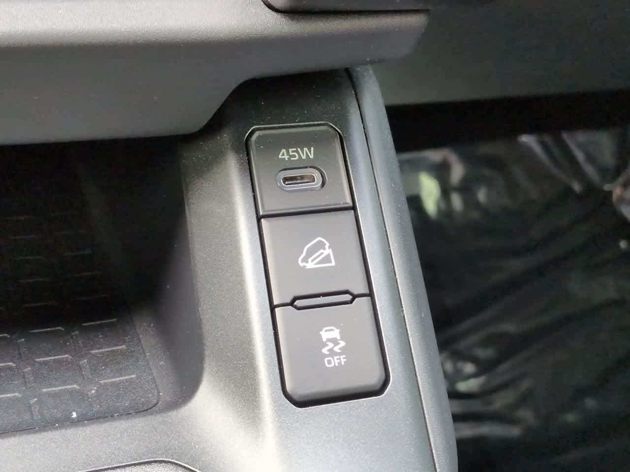 Used 2026 Toyota RAV4 XSE w/ Weather Package AWD/4WD image 21