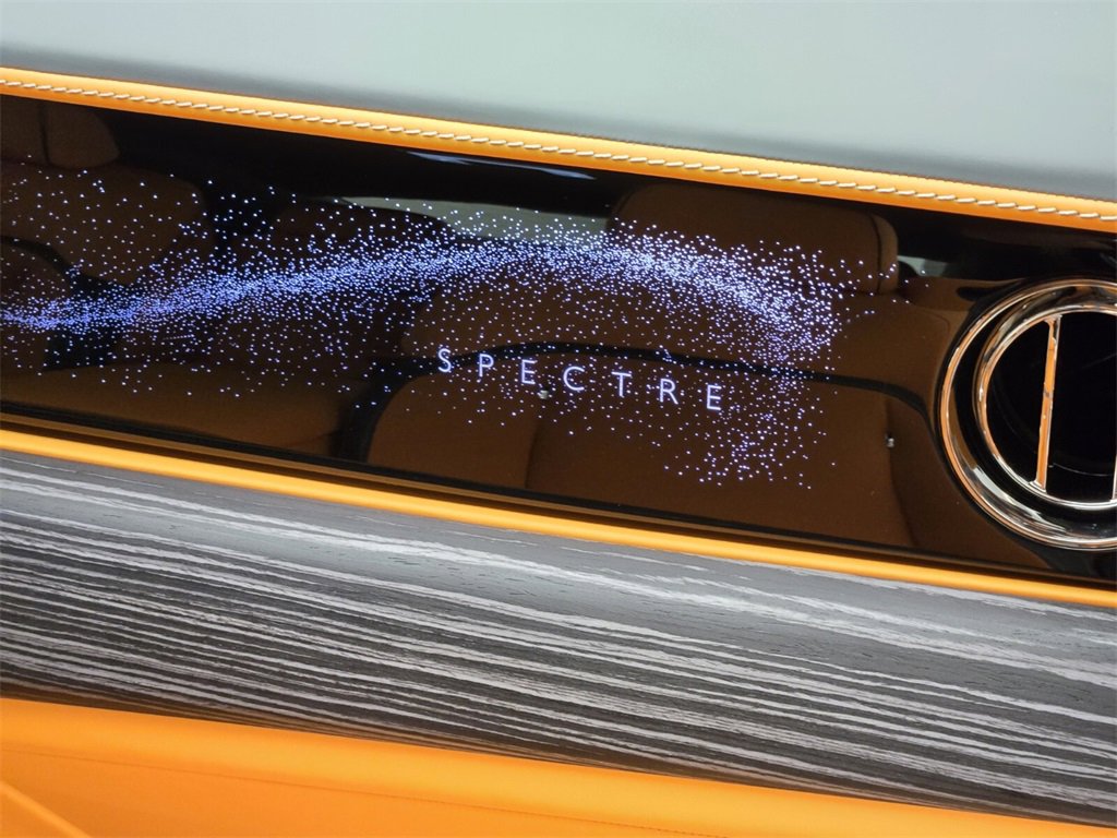 New 2025 Rolls-Royce Spectre w/ Spectre Launch Package image 24