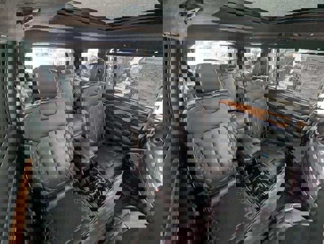 Used 2023 Jeep Grand Cherokee L Summit image 23