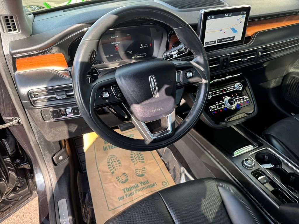 Used 2022 Lincoln Corsair Reserve w/ Elements Package image 12