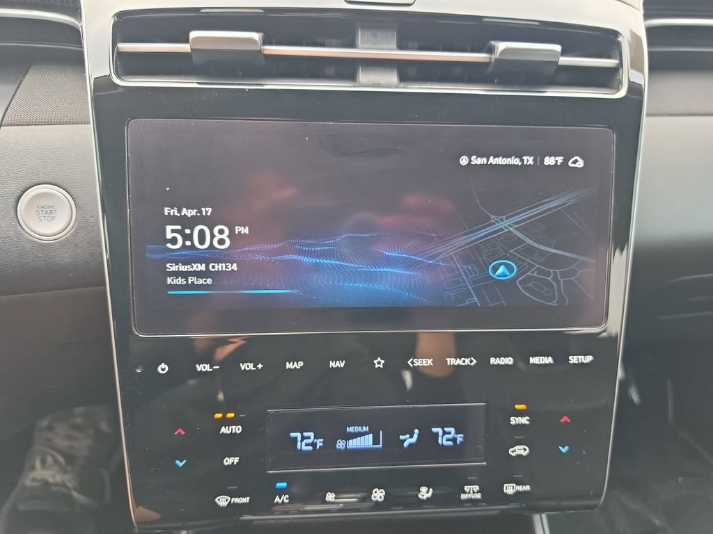 Used 2023 Hyundai Tucson Limited AWD/4WD image 17