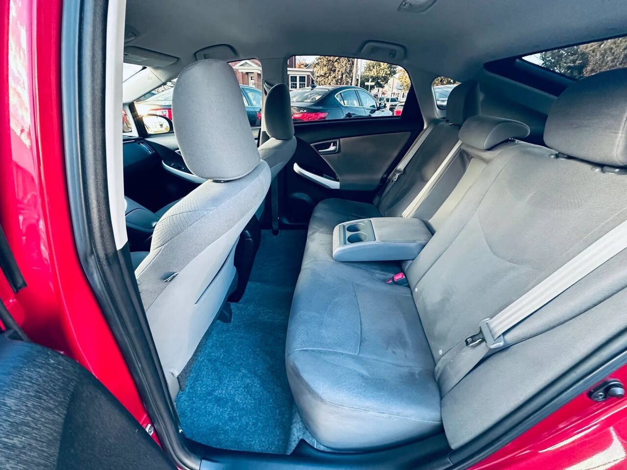 Used 2015 Toyota Prius Three FWD image 11