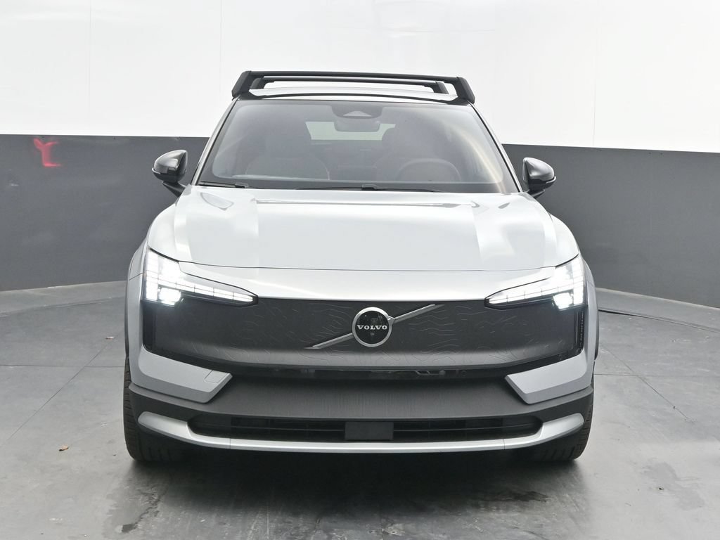New 2026 Volvo EX30 Cross Country Ultra w/ Protection Package Premier AWD/4WD image 10