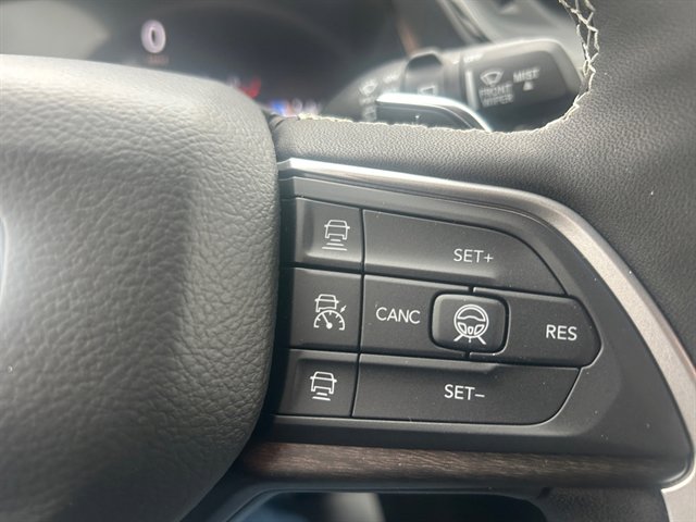 New 2026 Jeep Grand Cherokee L Limited image 30