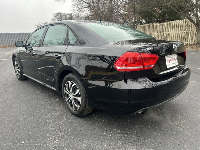 Used 2015 Volkswagen Passat 1.8T S image 5