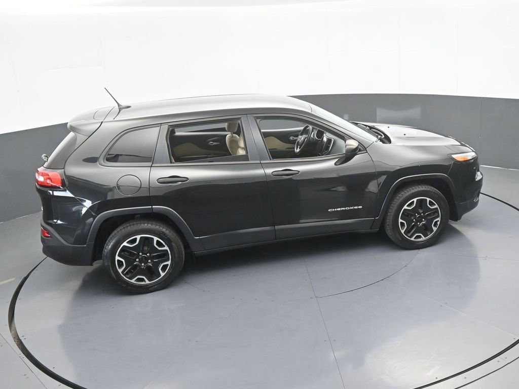 Used 2016 Jeep Cherokee Sport AWD/4WD image 46