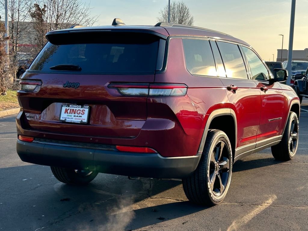 New 2025 Jeep Grand Cherokee L Altitude image 7