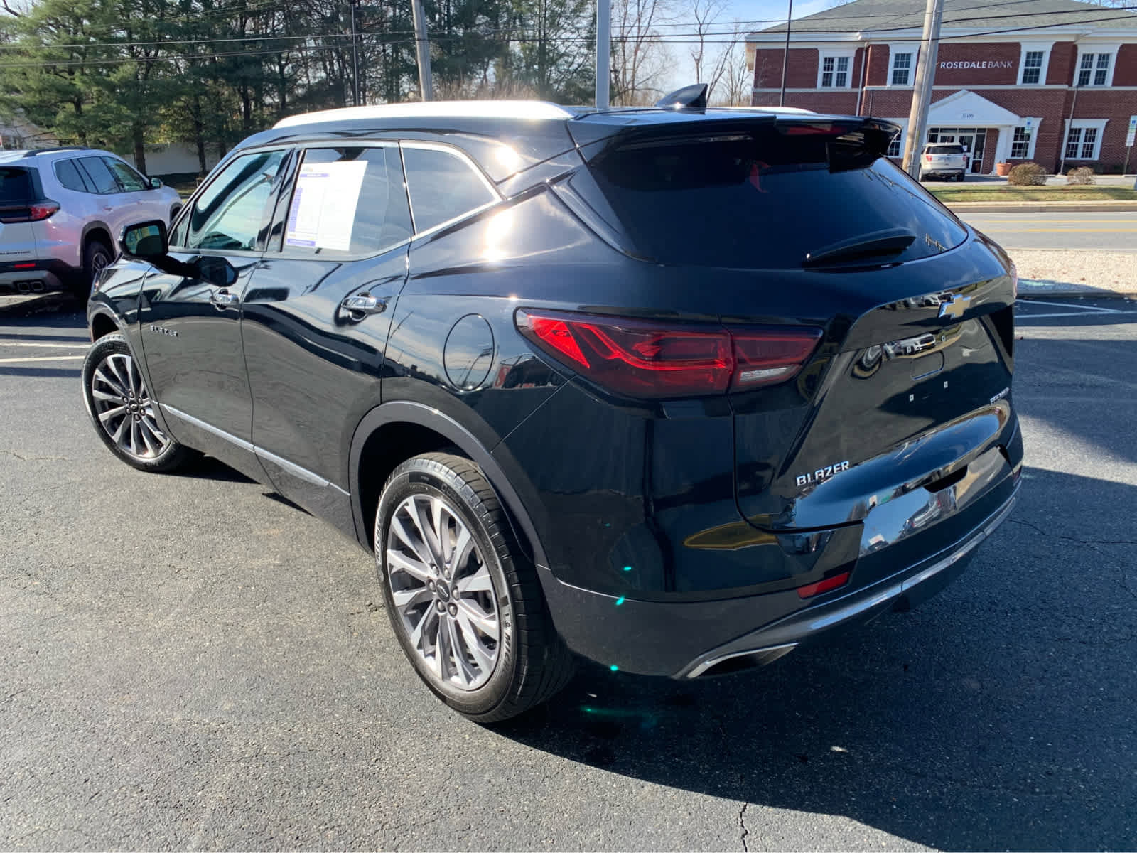 Used 2023 Chevrolet Blazer Premier w/ Enhanced Convenience Package image 4