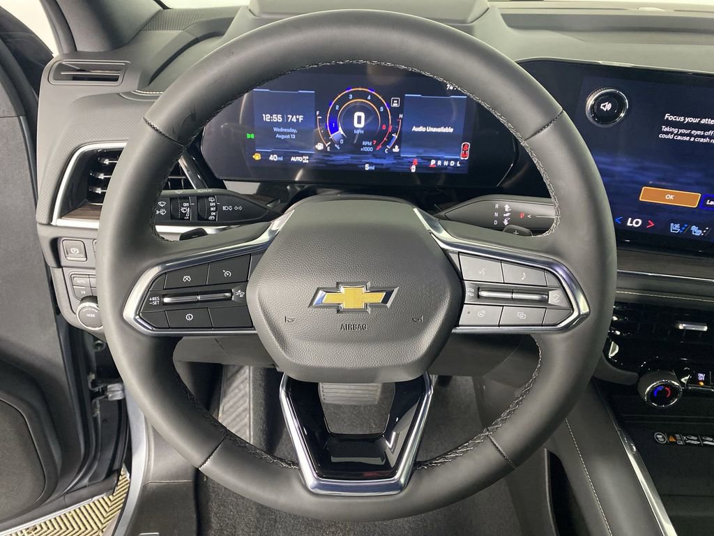 New 2025 Chevrolet Suburban Premier image 12