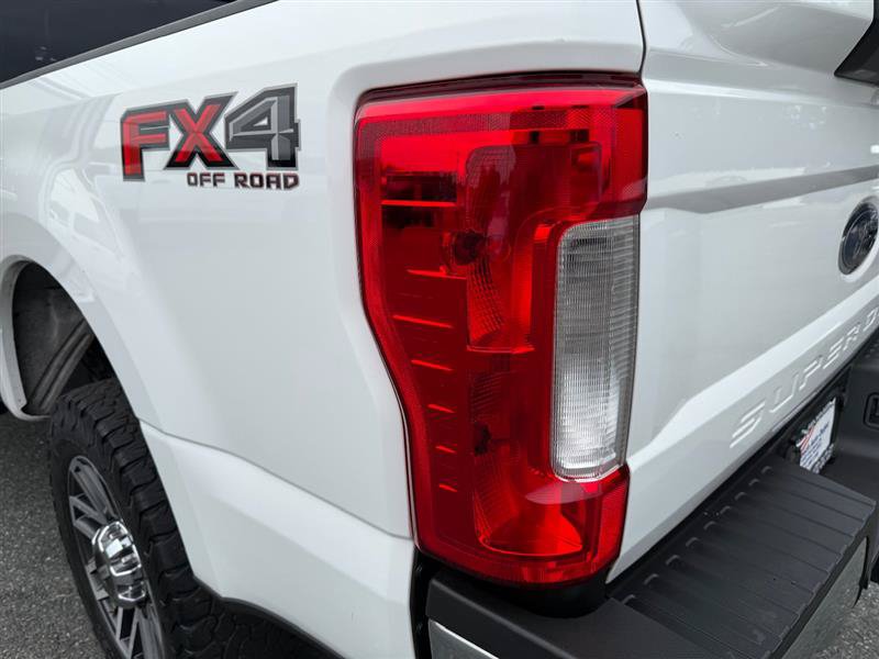 Used 2019 Ford F250 Lariat w/ Lariat Value Package AWD/4WD image 11