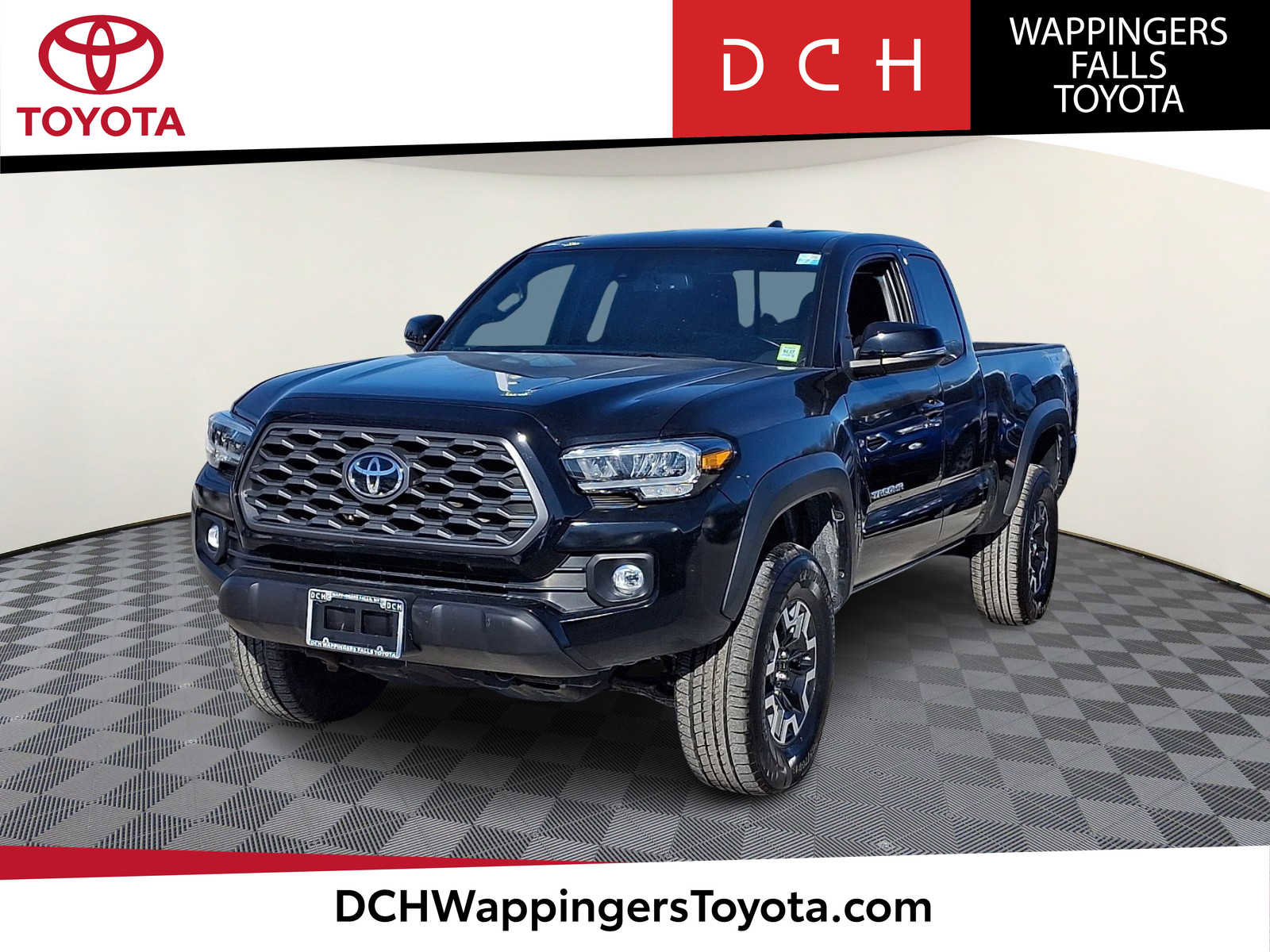 Certified 2020 Toyota Tacoma TRD Off-Road image 1