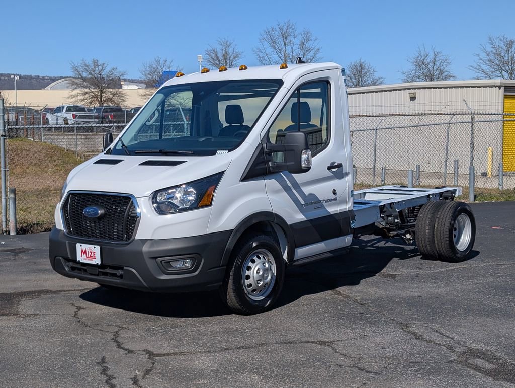 Used 2024 Ford Transit 350 Low Roof DRW w/ Exterior Upgrade Package image 3