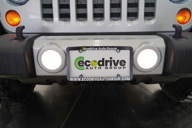 Used 2011 Jeep Wrangler Sahara w/ Dual Top Group image 50
